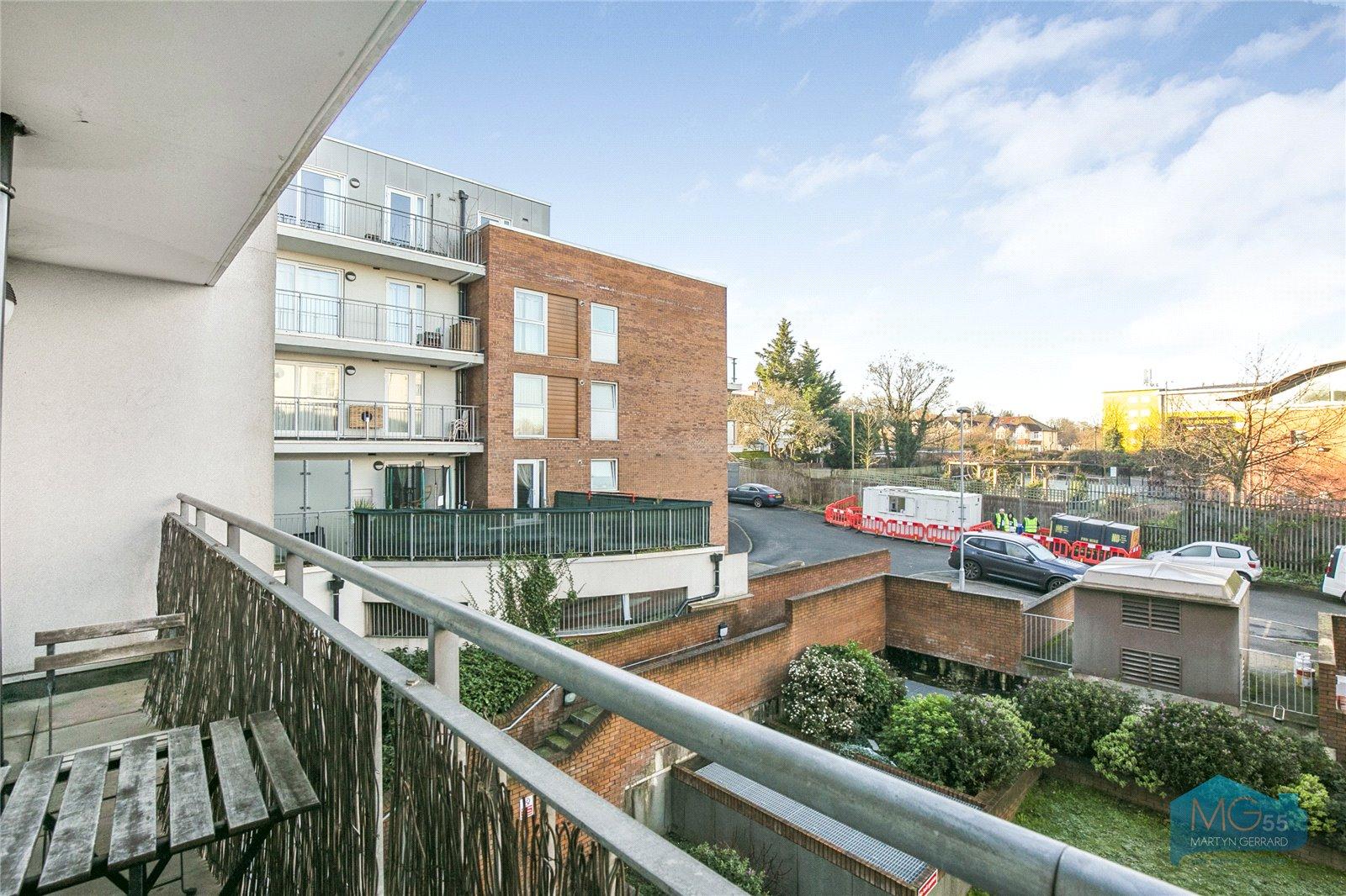 1 bedroom Apartment to rent - Martyn Gerrard