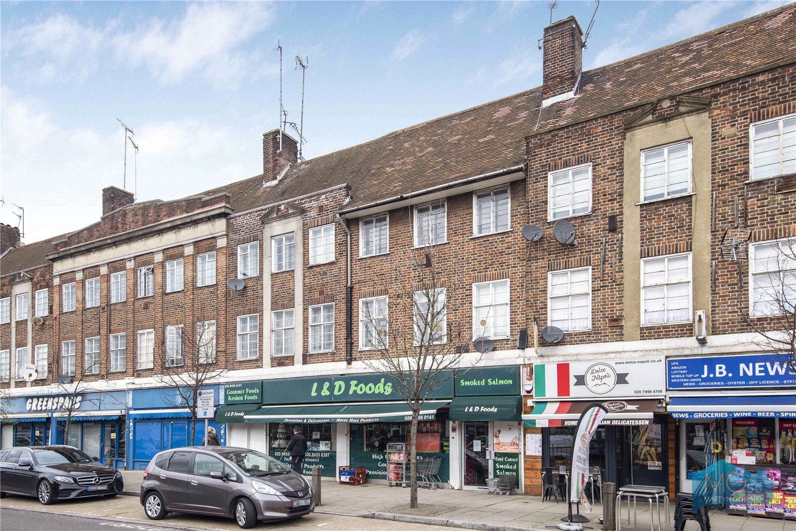 2 bedroom Apartment to rent - Martyn Gerrard