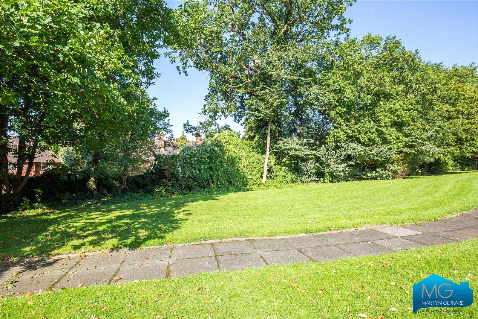 2 bedroom Apartment to rent - Martyn Gerrard