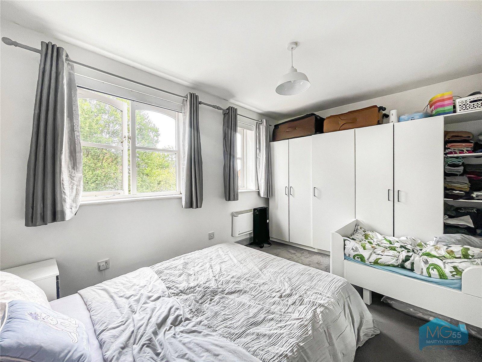 1 bedroom Apartment to rent - Martyn Gerrard