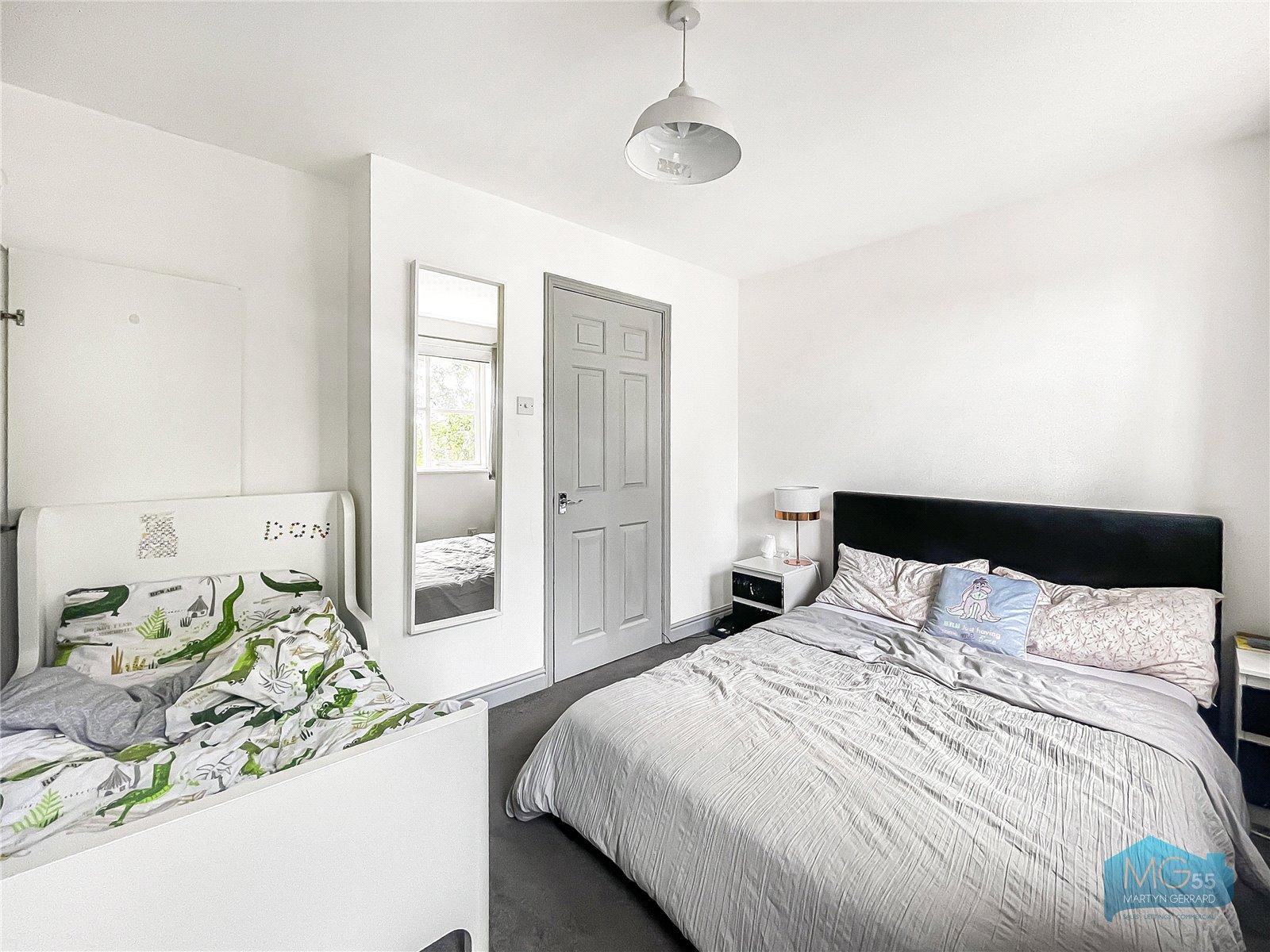 1 bedroom Apartment to rent - Martyn Gerrard