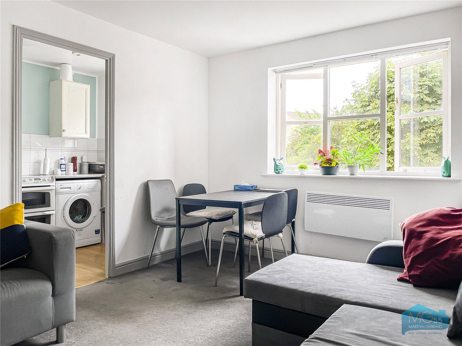 1 bedroom Apartment to rent - Martyn Gerrard