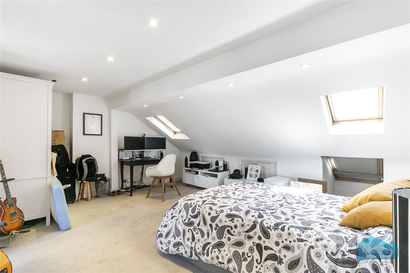4 bedroom Terraced House to rent - Martyn Gerrard