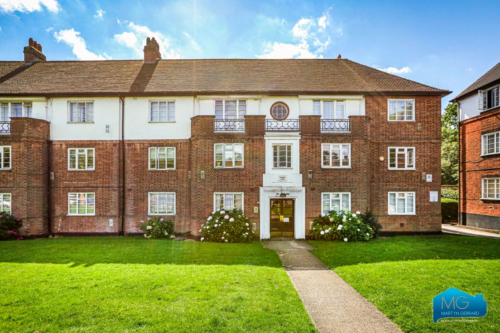 2 bedroom Apartment to rent - Martyn Gerrard