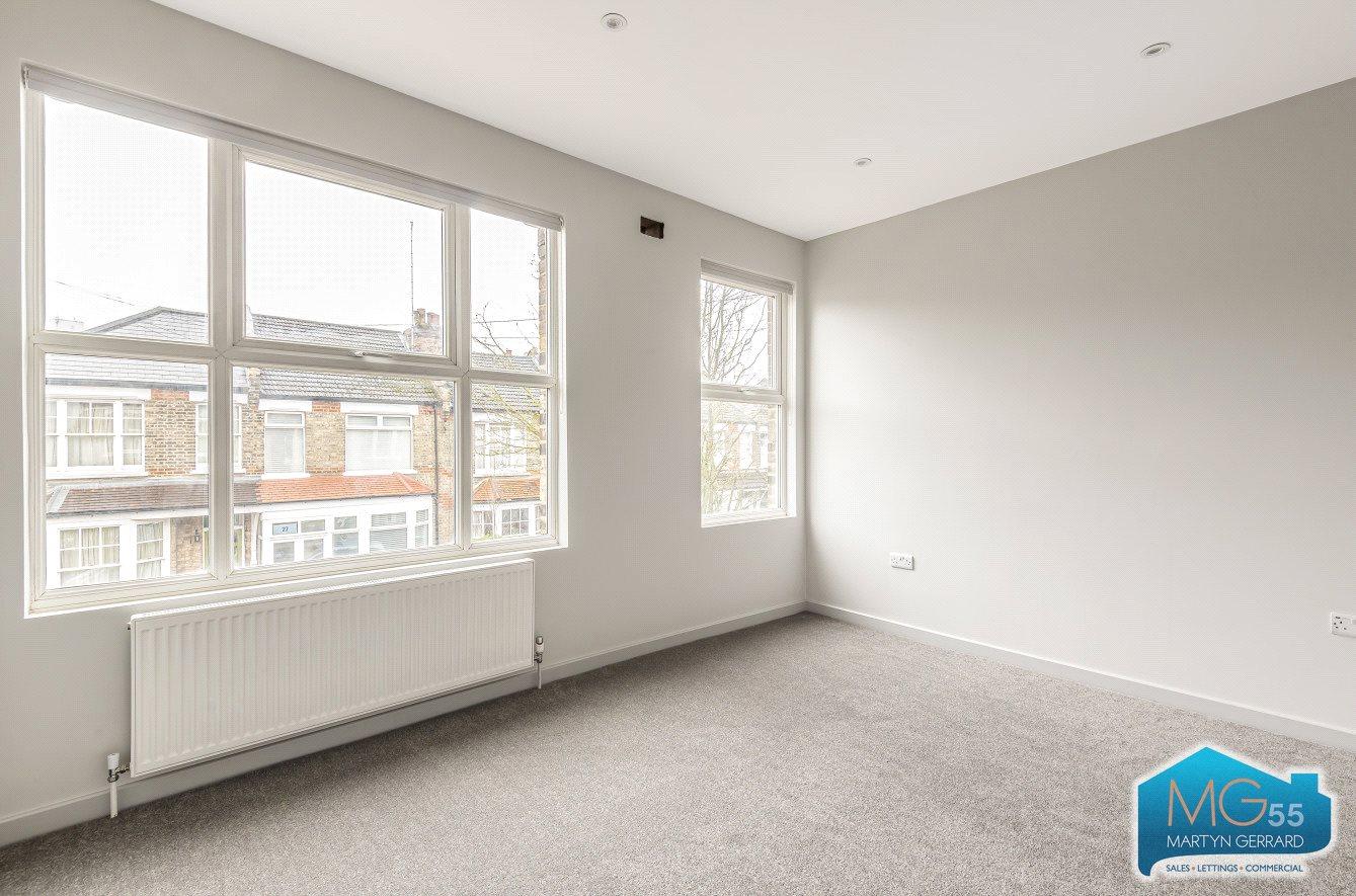 3 bedroom Terraced House to rent - Martyn Gerrard