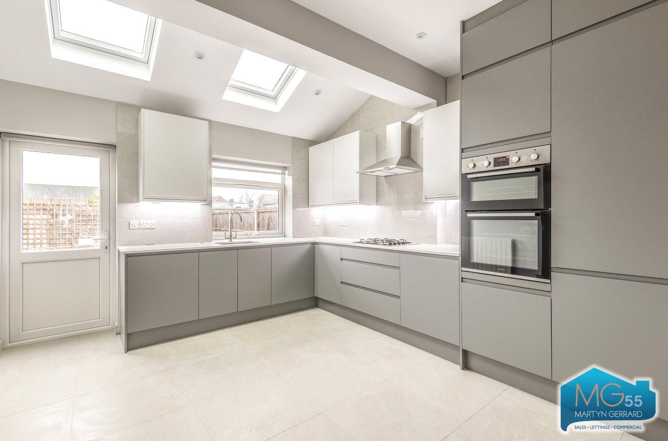 3 bedroom Terraced House to rent - Martyn Gerrard