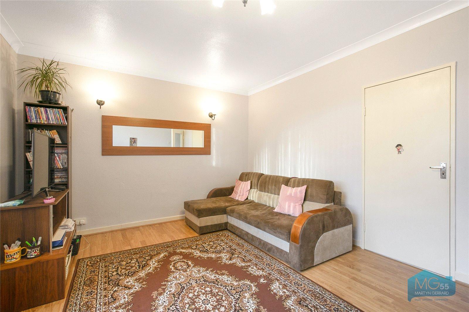 2 bedroom Apartment to rent - Martyn Gerrard