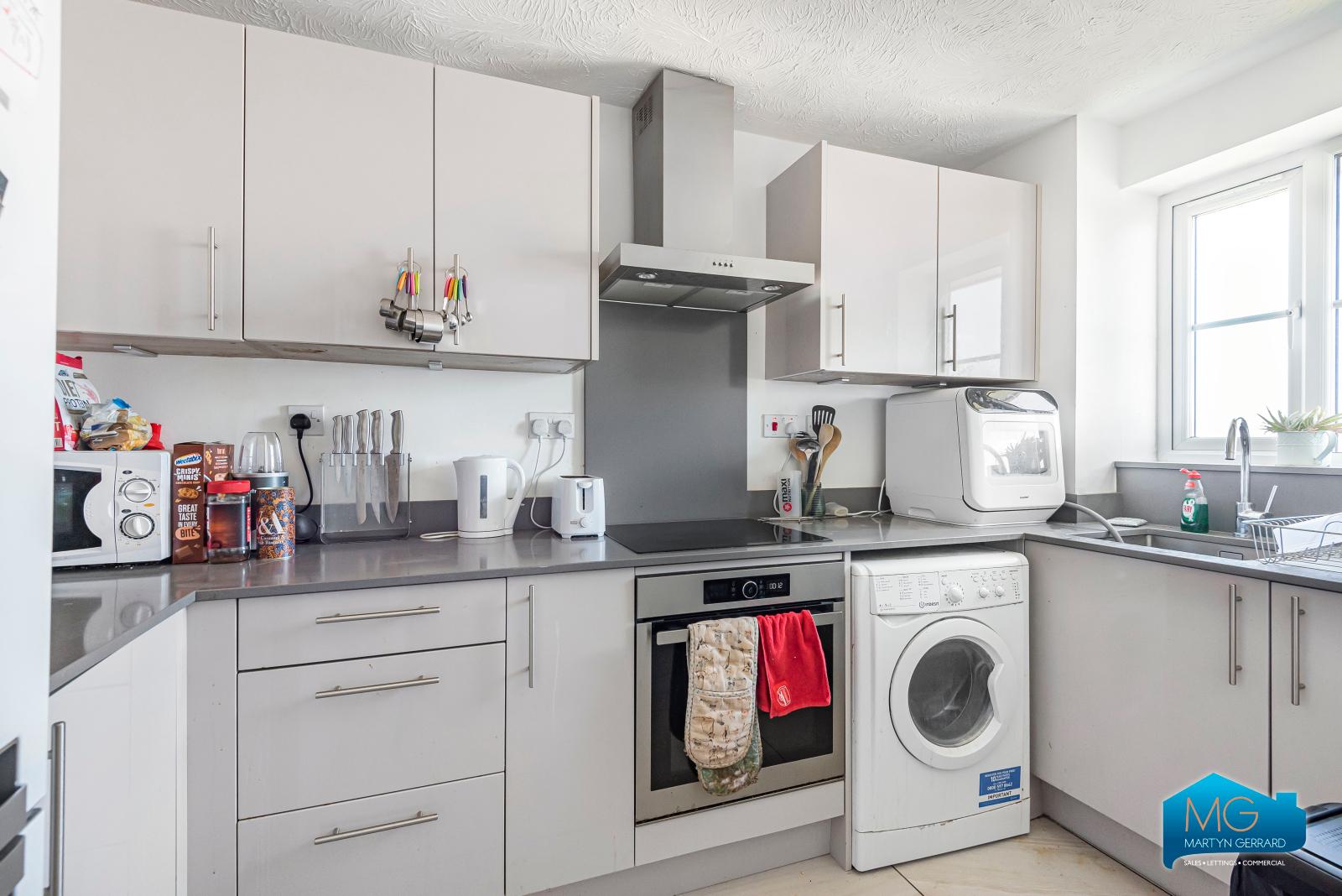 1 bedroom Apartment to rent - Martyn Gerrard