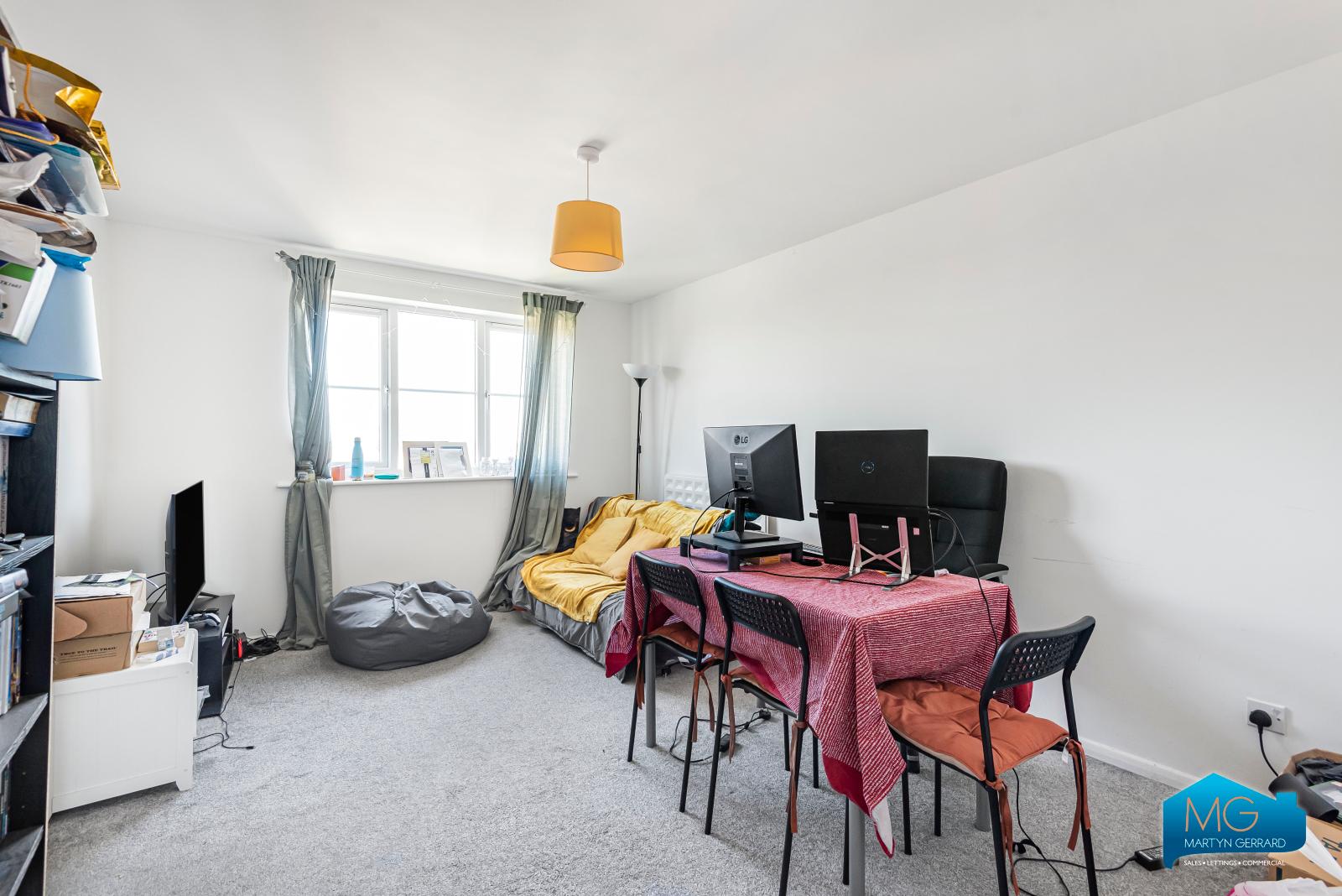 1 bedroom Apartment to rent - Martyn Gerrard
