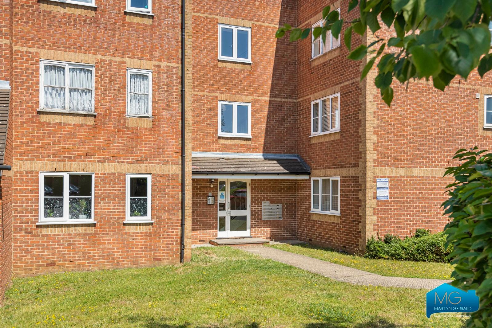 1 bedroom Apartment to rent - Martyn Gerrard