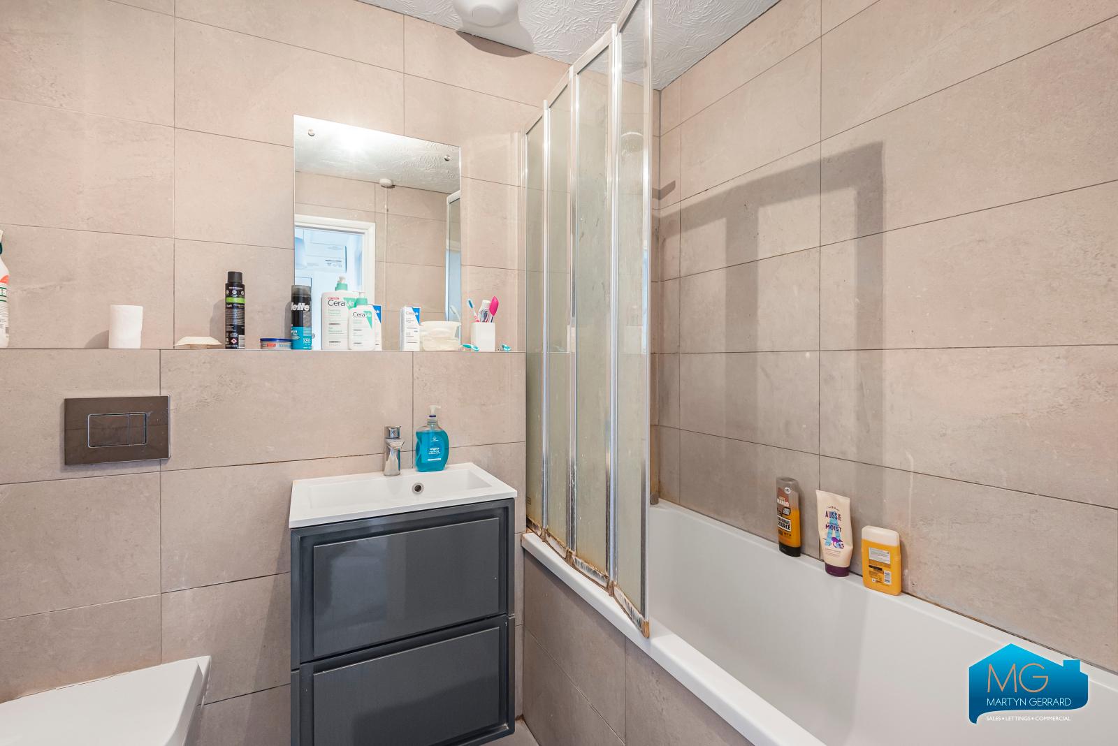 1 bedroom Apartment to rent - Martyn Gerrard
