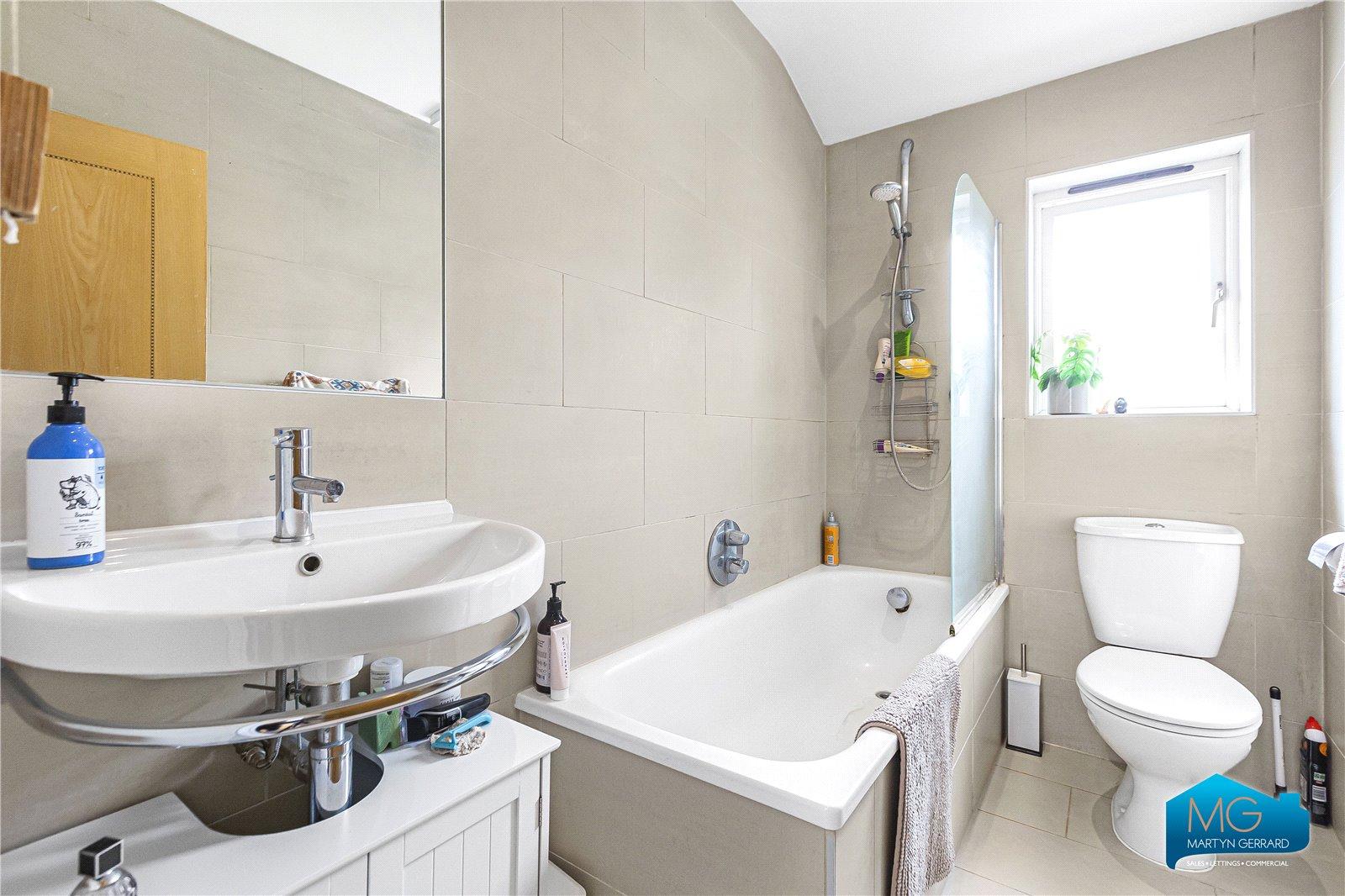 2 bedroom Terraced House to rent - Martyn Gerrard