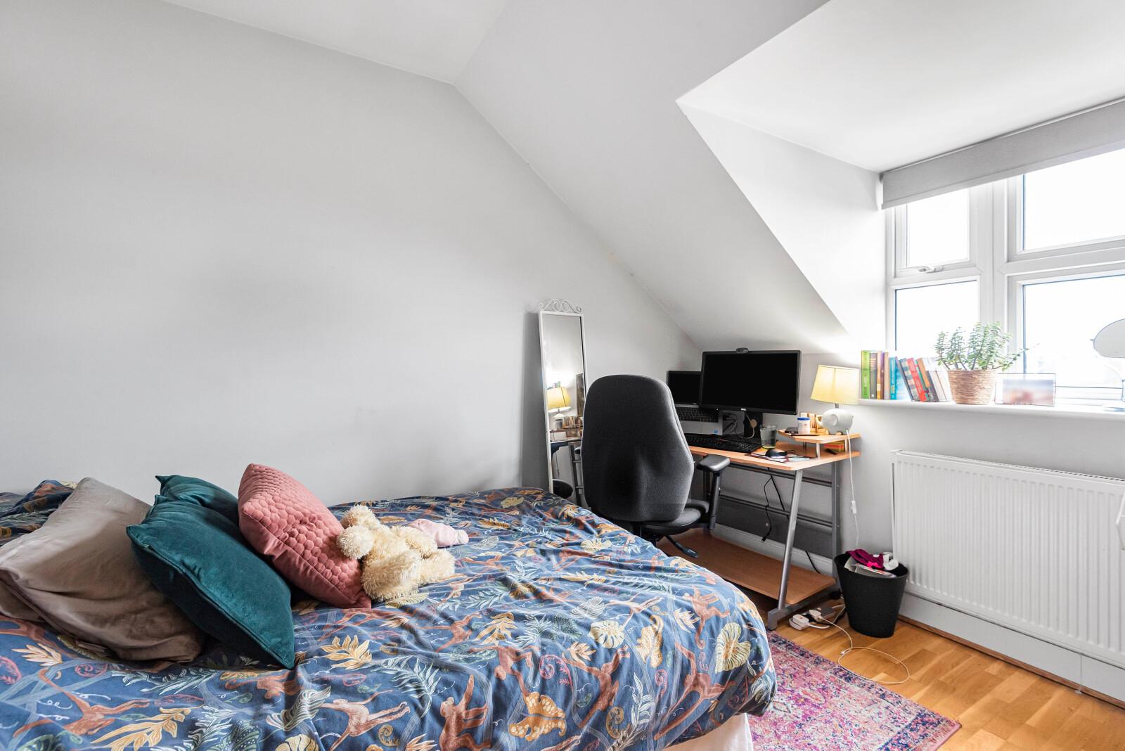 4 bedroom Terraced House to rent - Martyn Gerrard