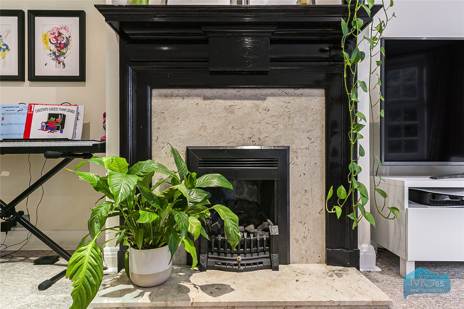 2 bedroom Apartment to rent - Martyn Gerrard
