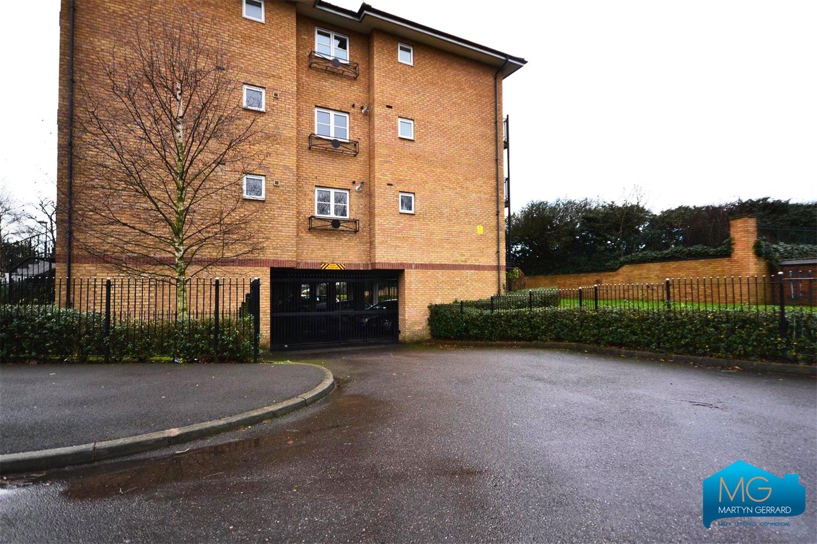 2 bedroom Apartment to rent - Martyn Gerrard