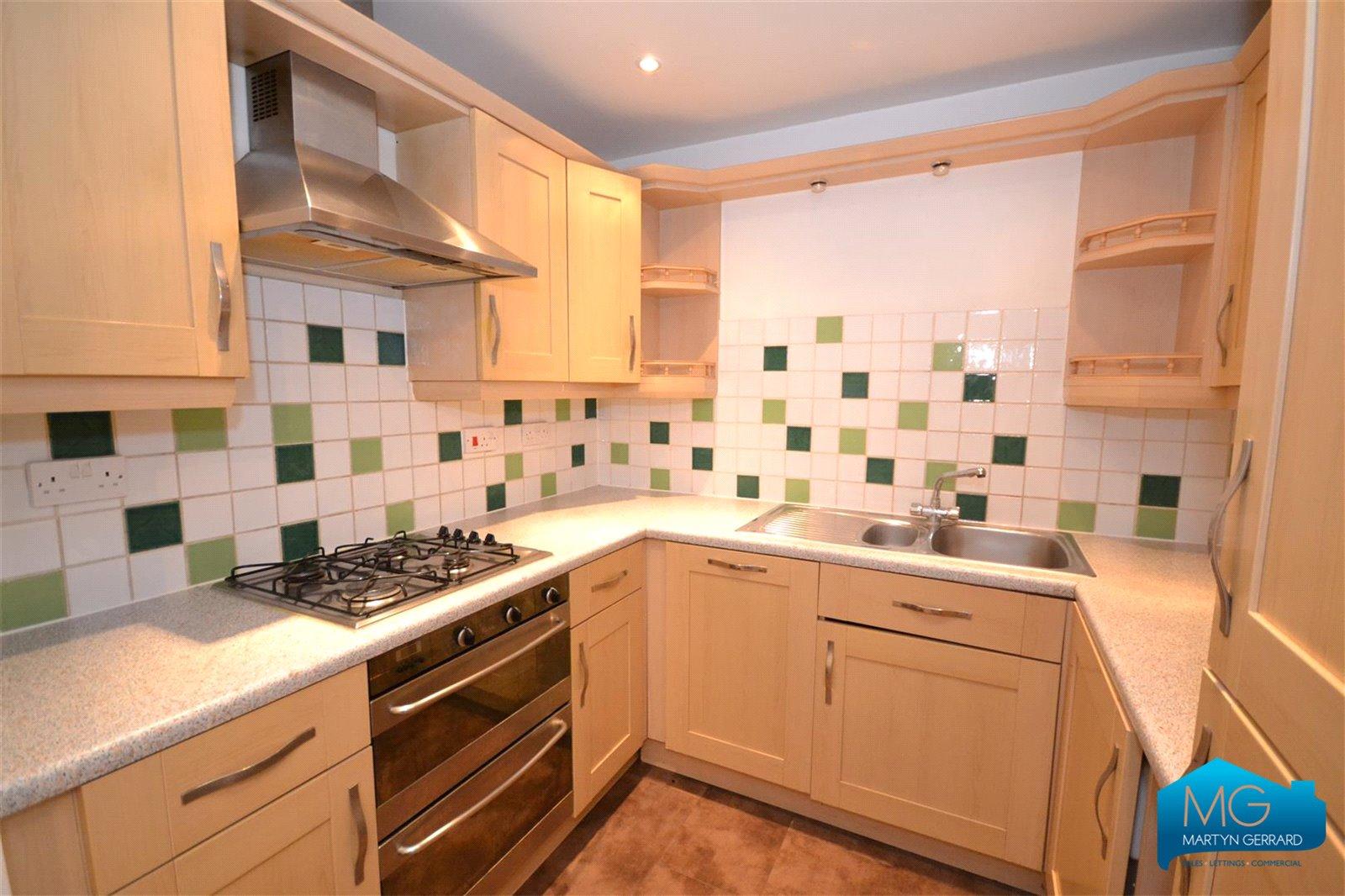 2 bedroom Apartment to rent - Martyn Gerrard