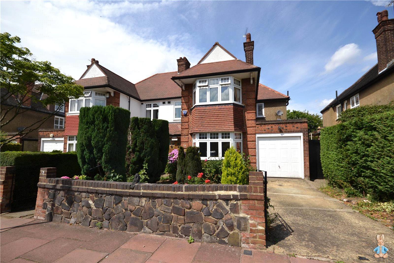 4 bedroom Semi-Detached House to rent - Martyn Gerrard
