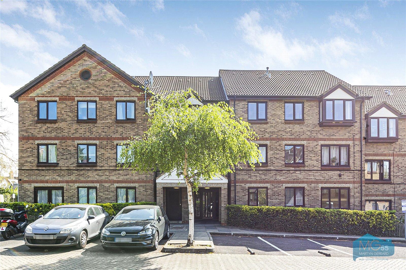 1 bedroom Ground Floor Flat to rent - Martyn Gerrard