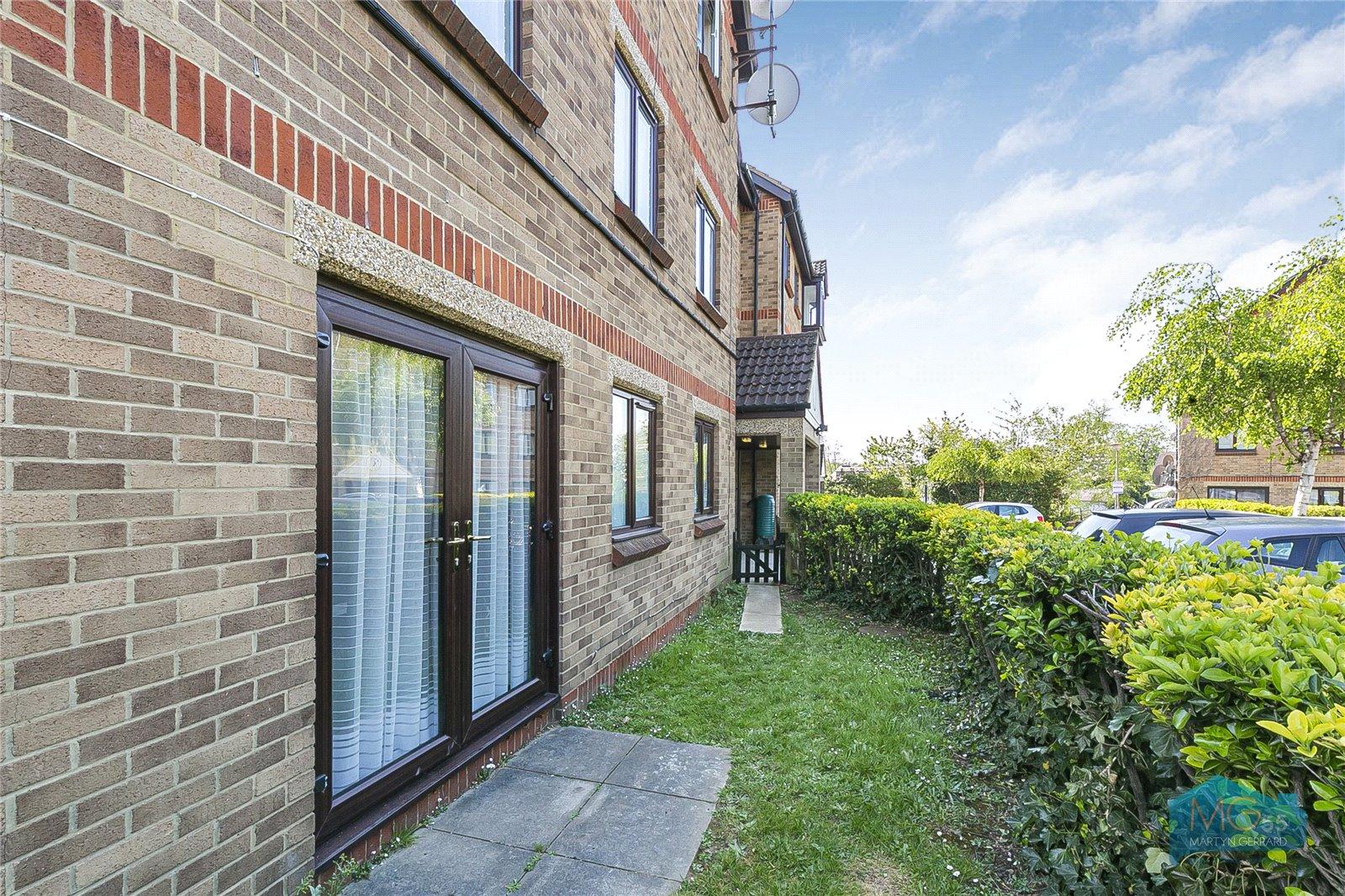 1 bedroom Ground Floor Flat to rent - Martyn Gerrard