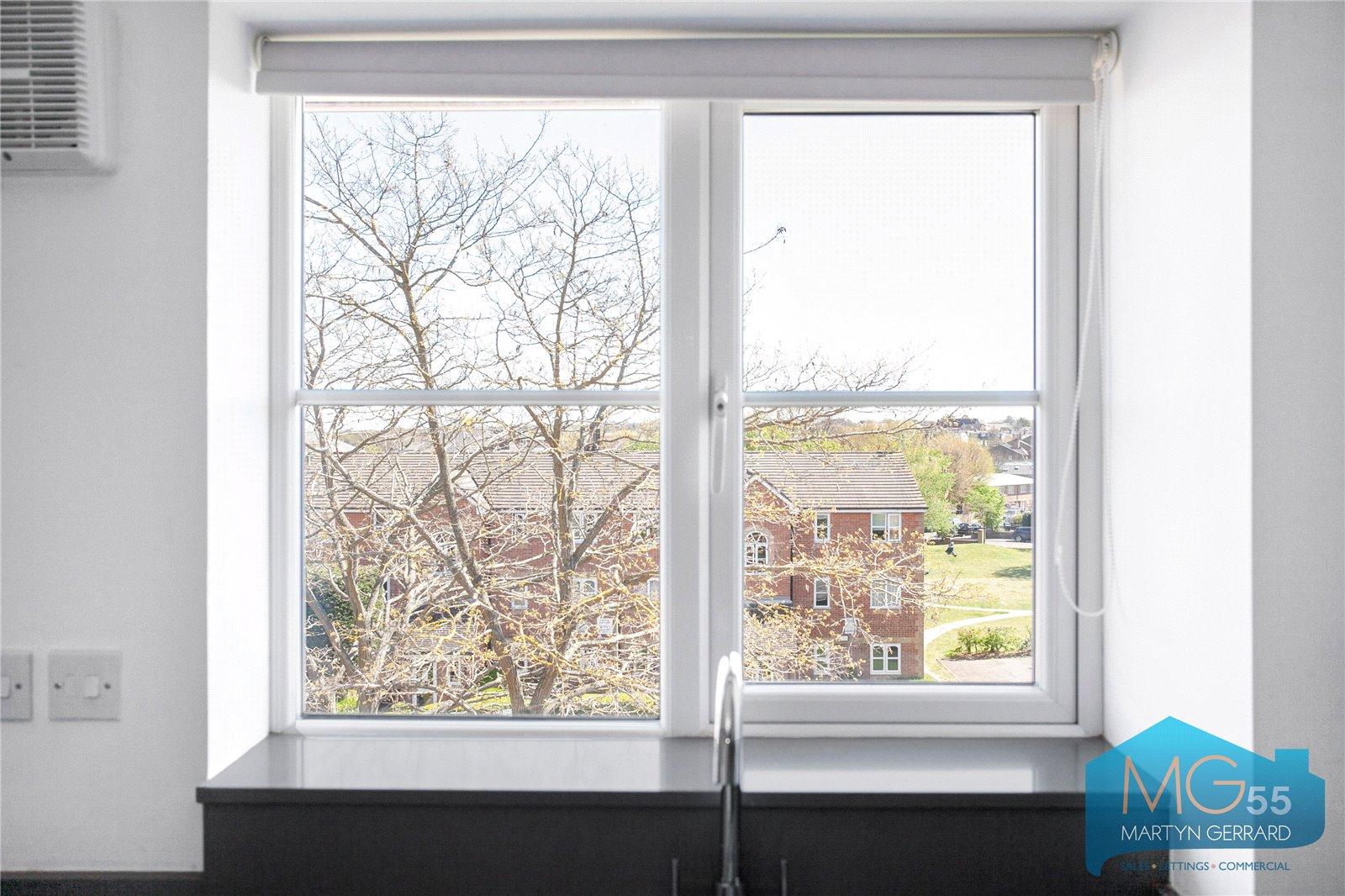 Apartment to rent - Martyn Gerrard