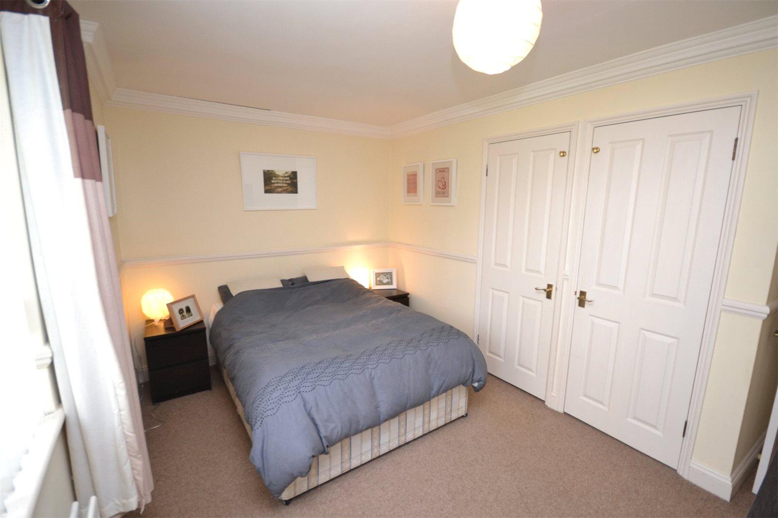 3 bedroom Apartment to rent - Martyn Gerrard