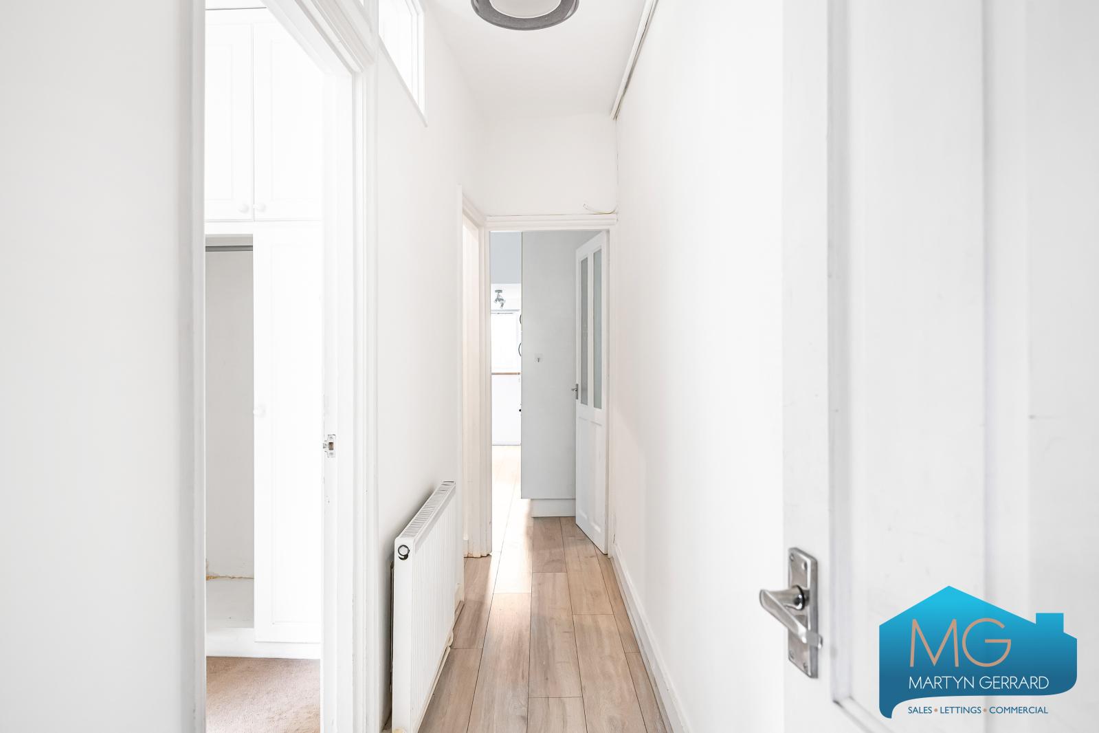 1 bedroom Apartment to rent - Martyn Gerrard