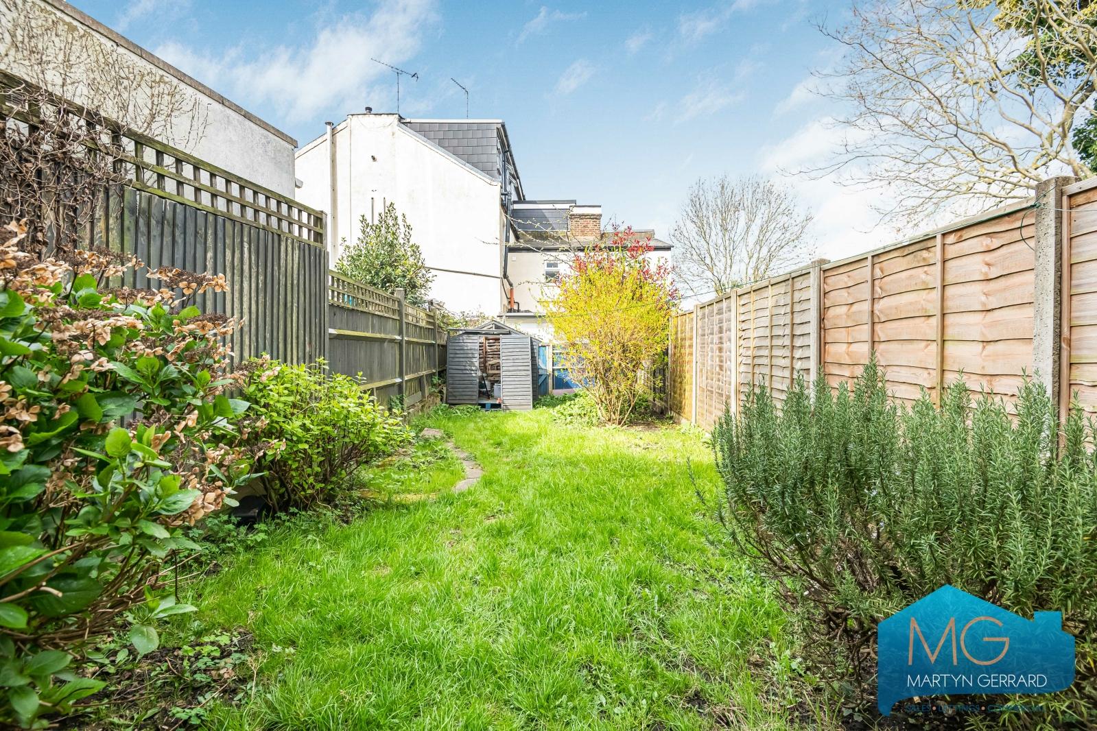 1 bedroom Apartment to rent - Martyn Gerrard