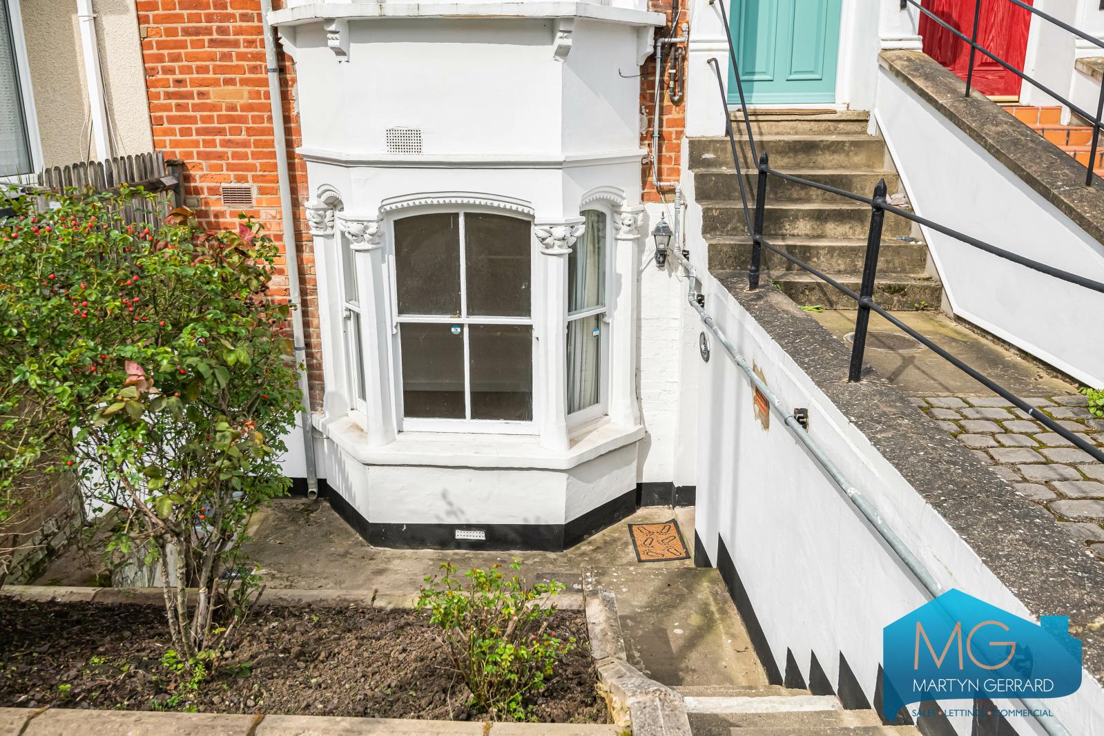 1 bedroom Apartment to rent - Martyn Gerrard