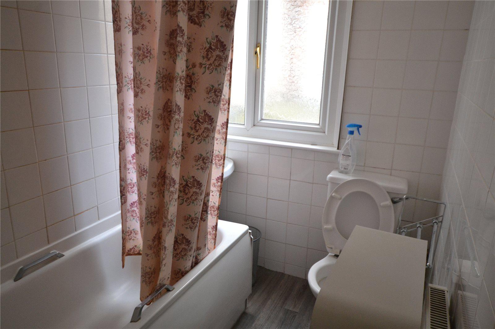 2 bedroom Apartment to rent - Martyn Gerrard