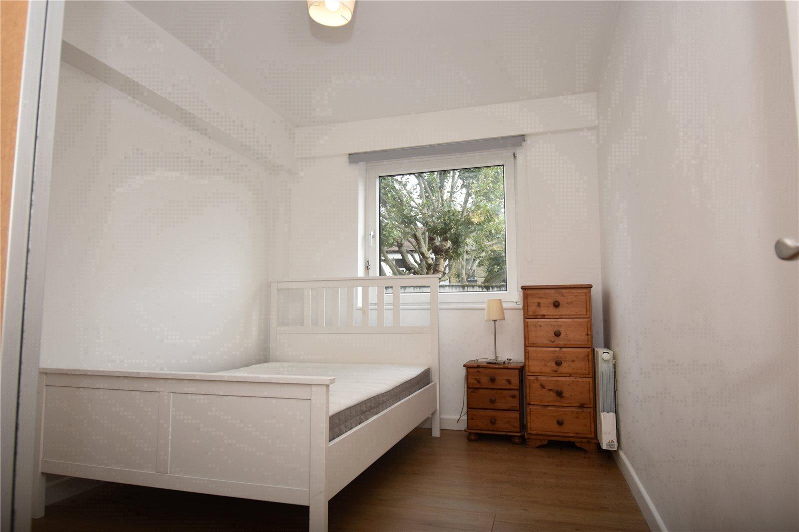 3 bedroom Ground Floor Flat to rent - Martyn Gerrard