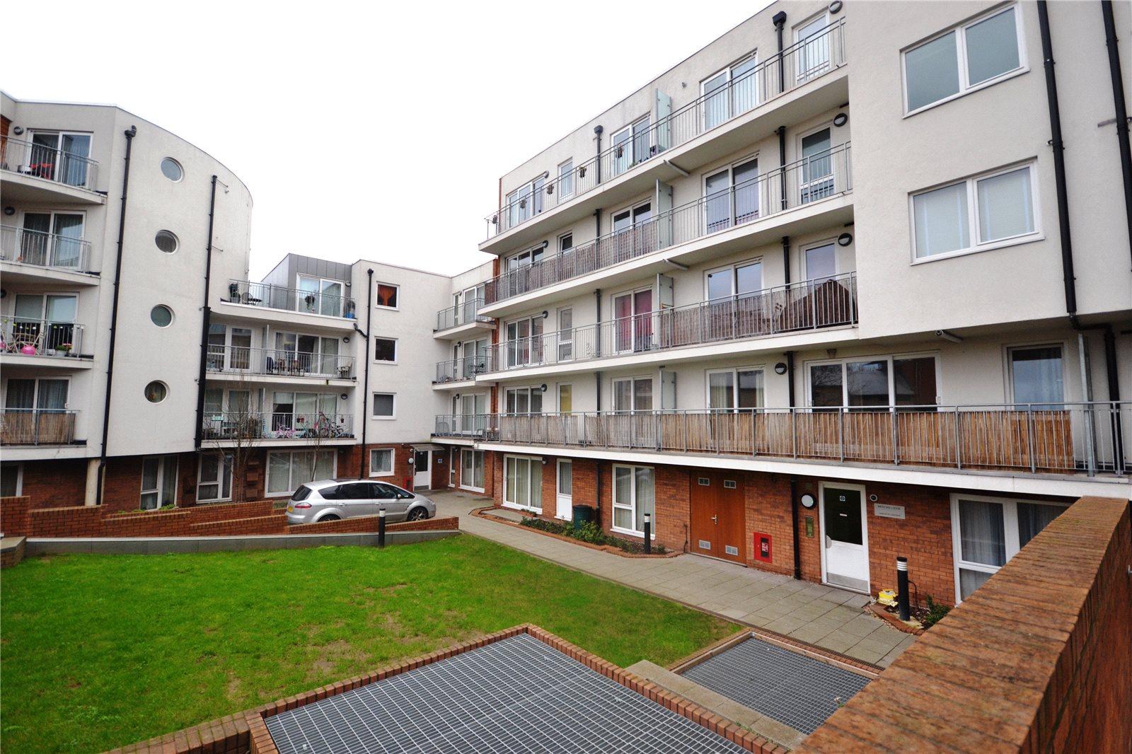 1 bedroom Apartment to rent - Martyn Gerrard