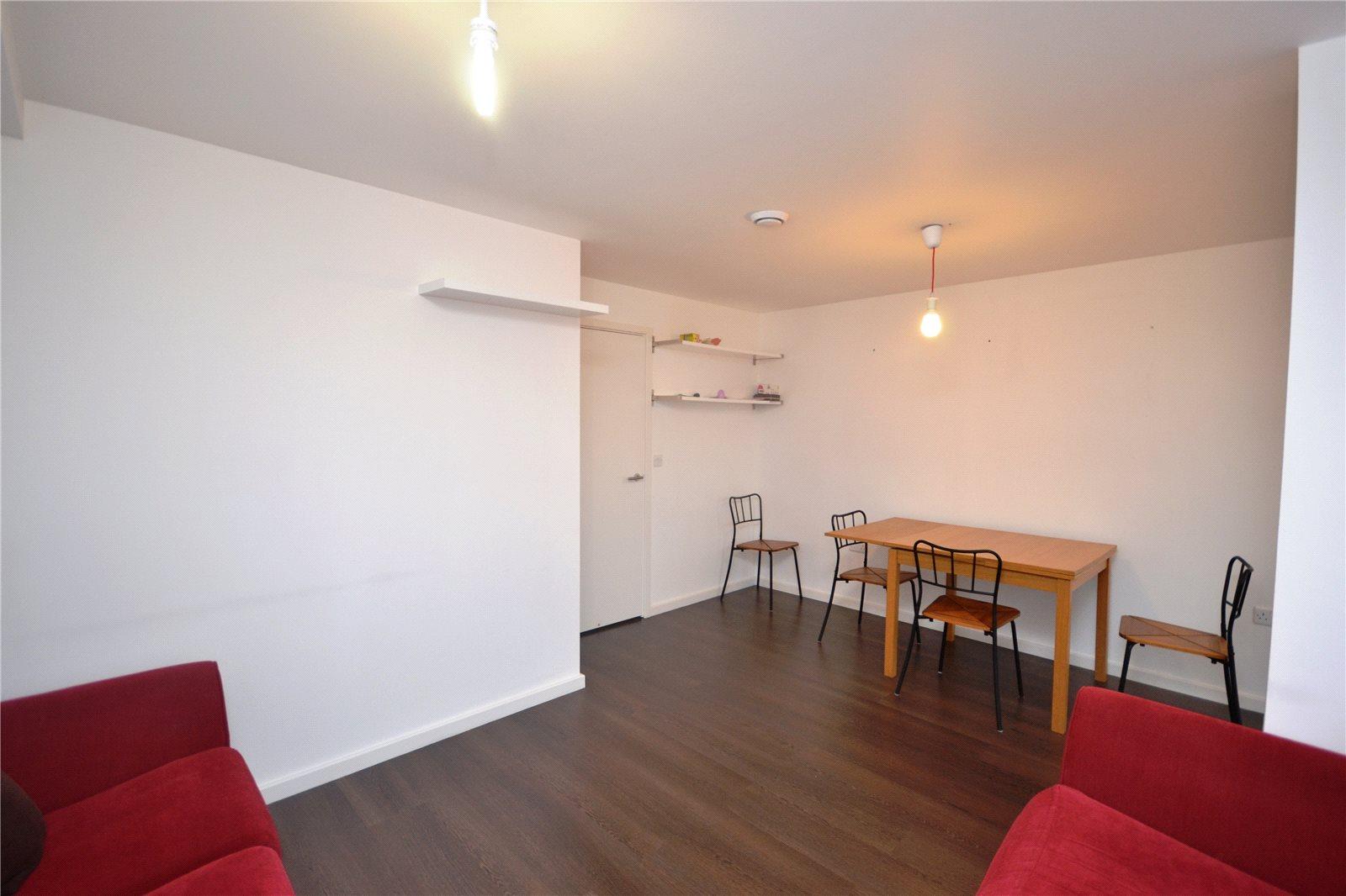 1 bedroom Apartment to rent - Martyn Gerrard