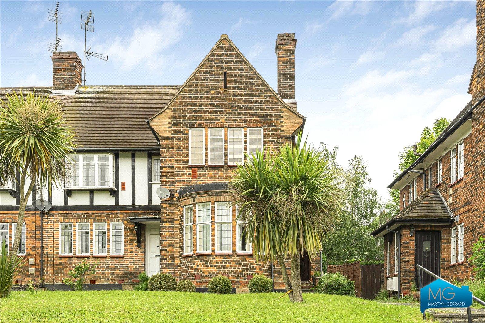 3 bedroom Apartment to rent - Martyn Gerrard