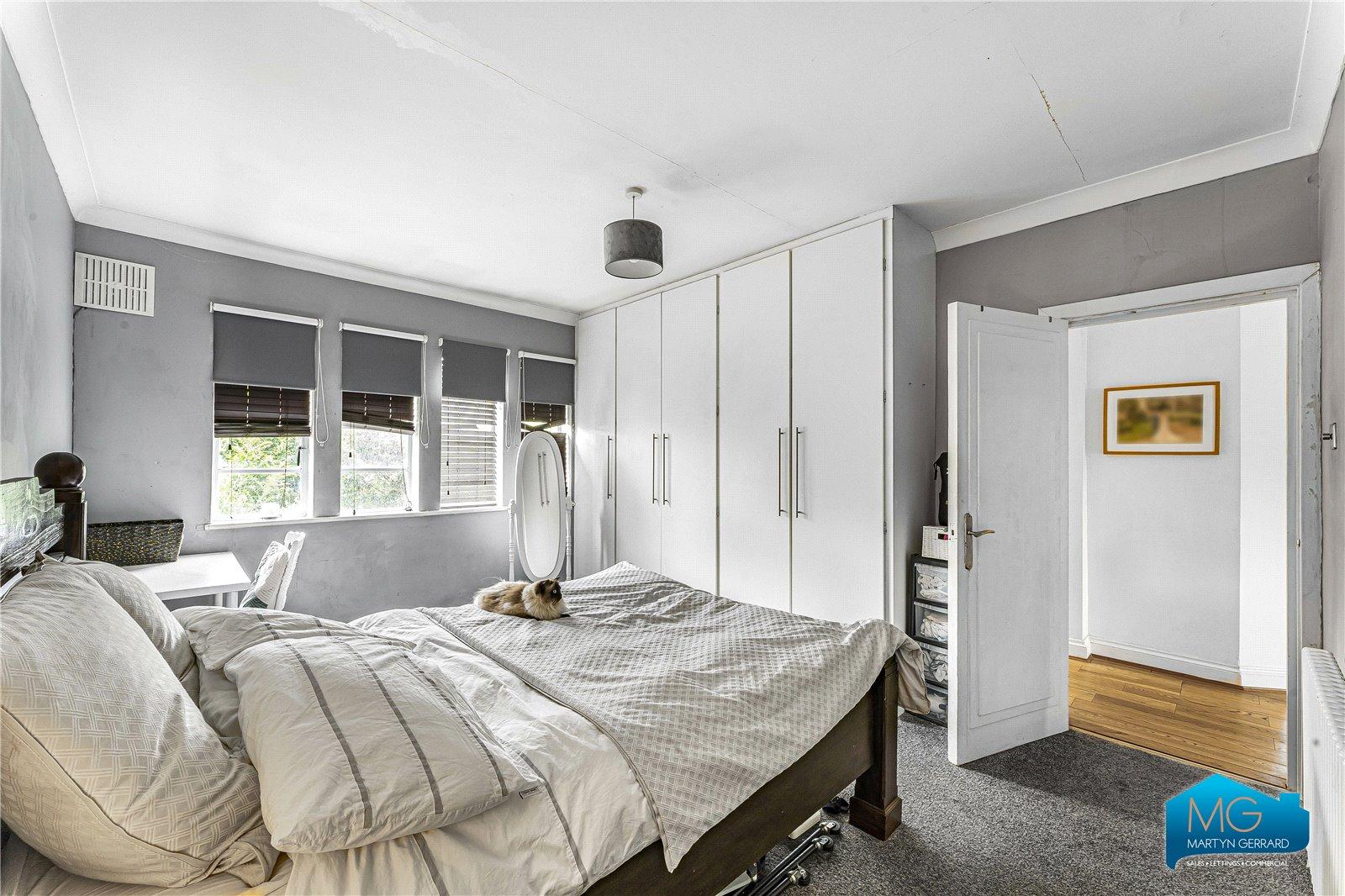 3 bedroom Apartment to rent - Martyn Gerrard