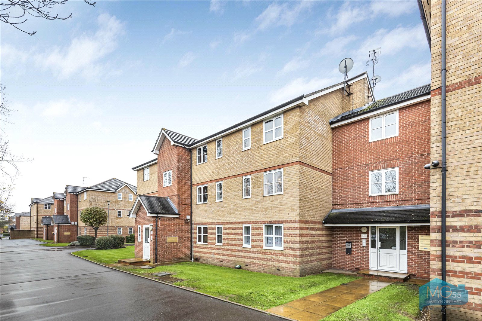 1 bedroom Apartment to rent - Martyn Gerrard