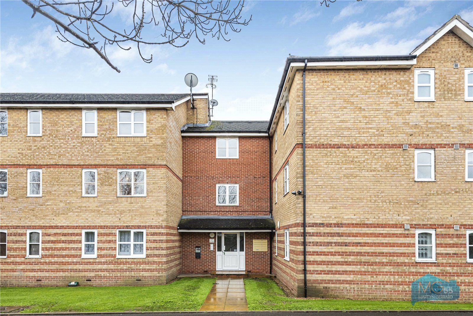 1 bedroom Apartment to rent - Martyn Gerrard