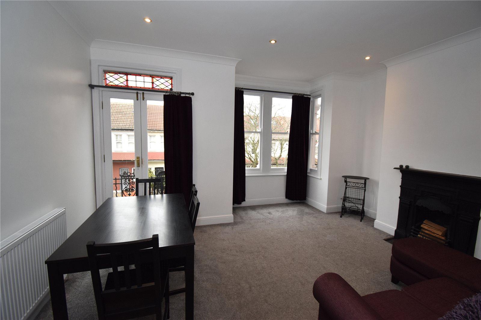2 bedroom Apartment to rent + ' - Martyn Gerrard