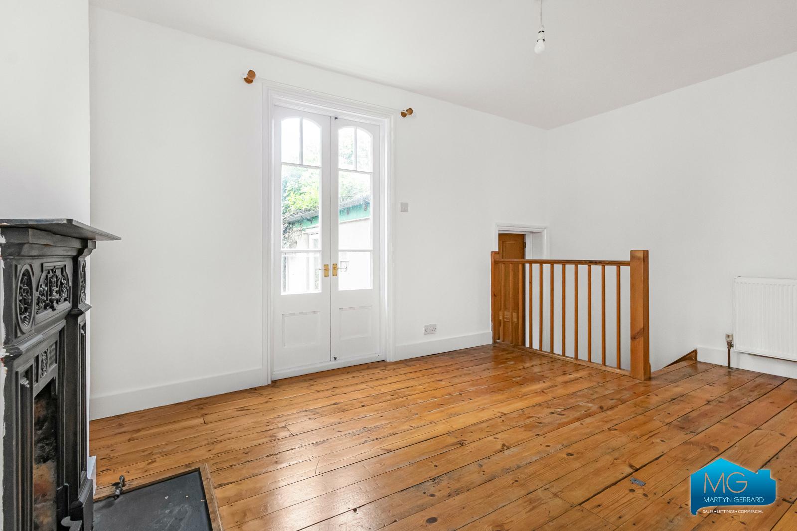 2 bedroom Terraced House to rent - Martyn Gerrard