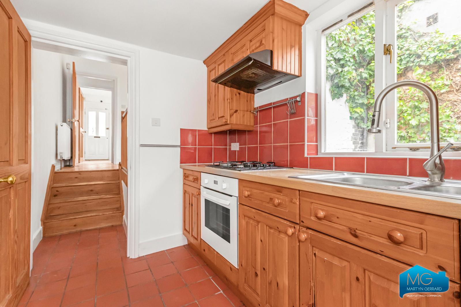 2 bedroom Terraced House to rent - Martyn Gerrard