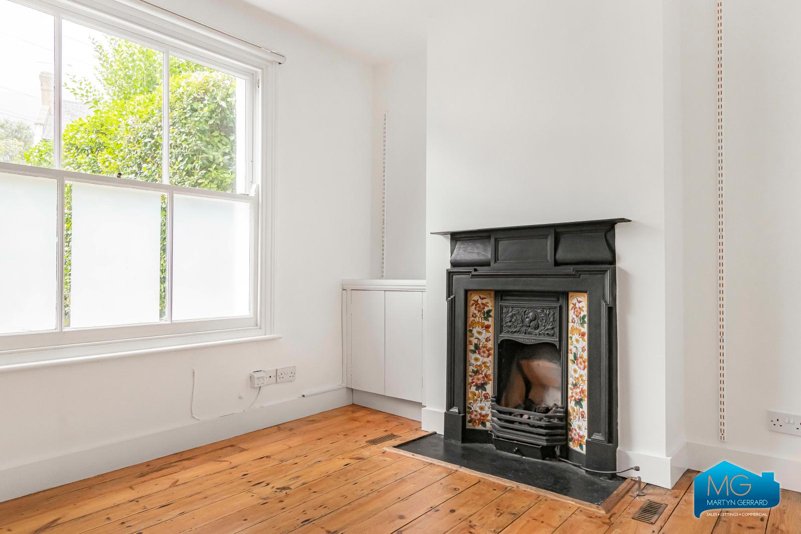 2 bedroom Terraced House to rent - Martyn Gerrard