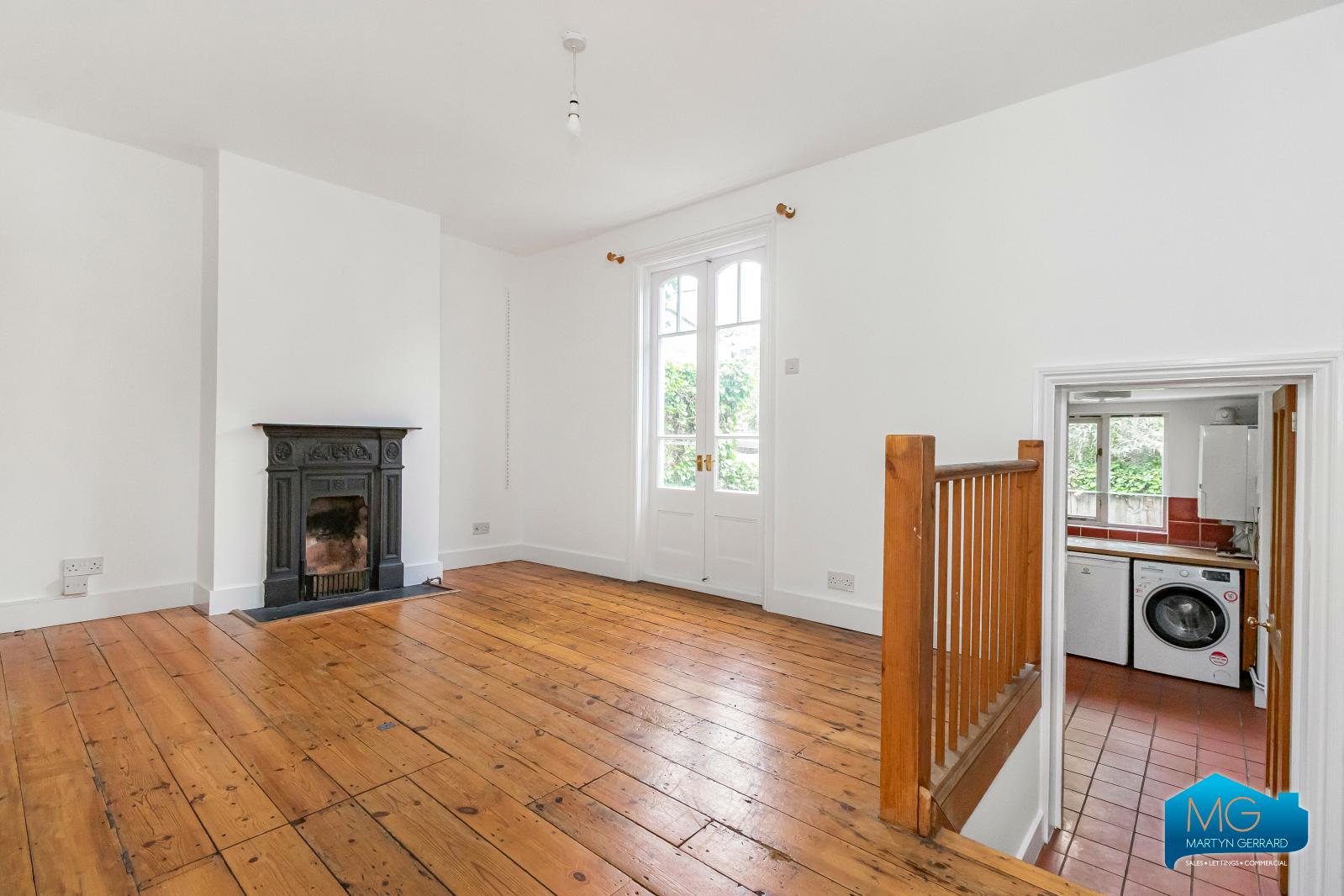 2 bedroom Terraced House to rent - Martyn Gerrard