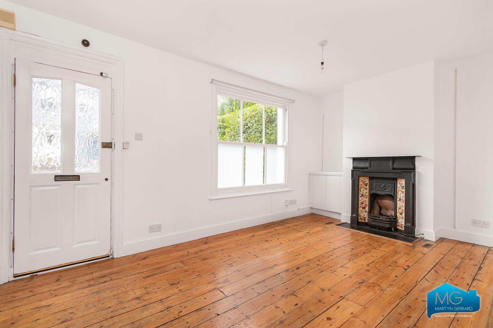 2 bedroom Terraced House to rent - Martyn Gerrard