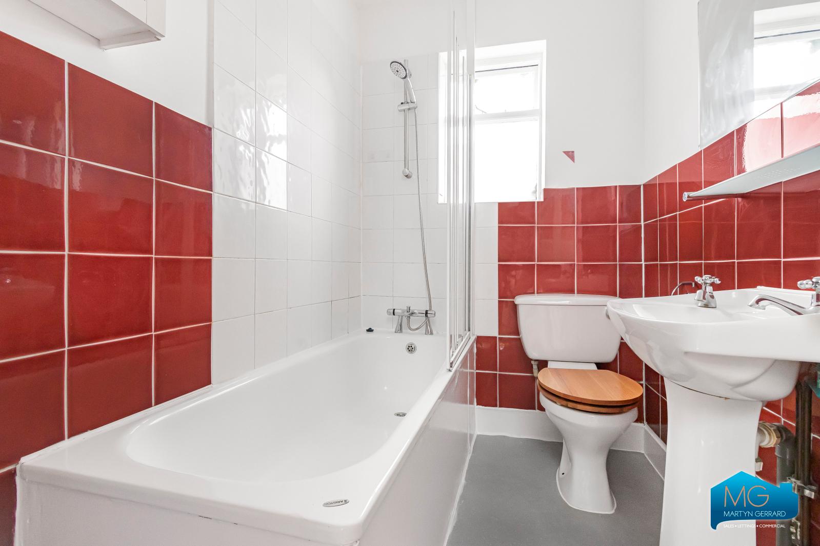 2 bedroom Terraced House to rent - Martyn Gerrard