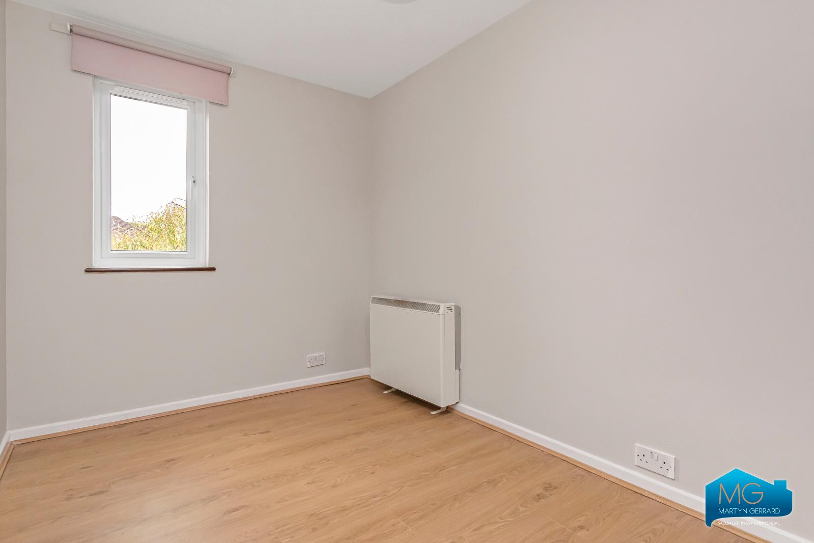 2 bedroom Apartment to rent - Martyn Gerrard
