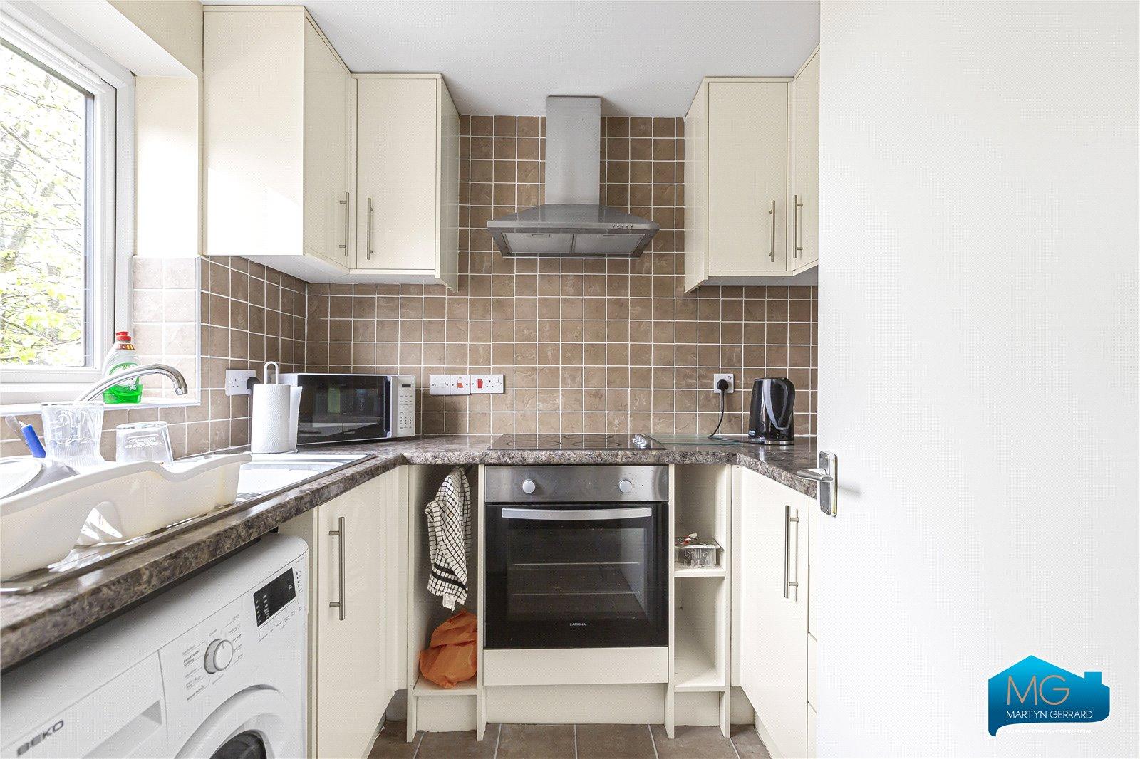 1 bedroom Apartment to rent - Martyn Gerrard