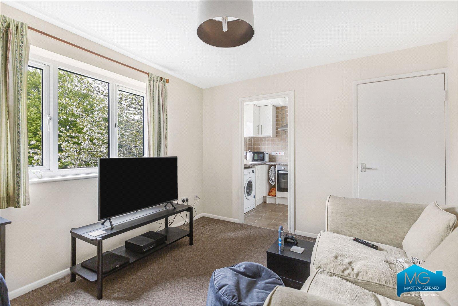 1 bedroom Apartment to rent - Martyn Gerrard