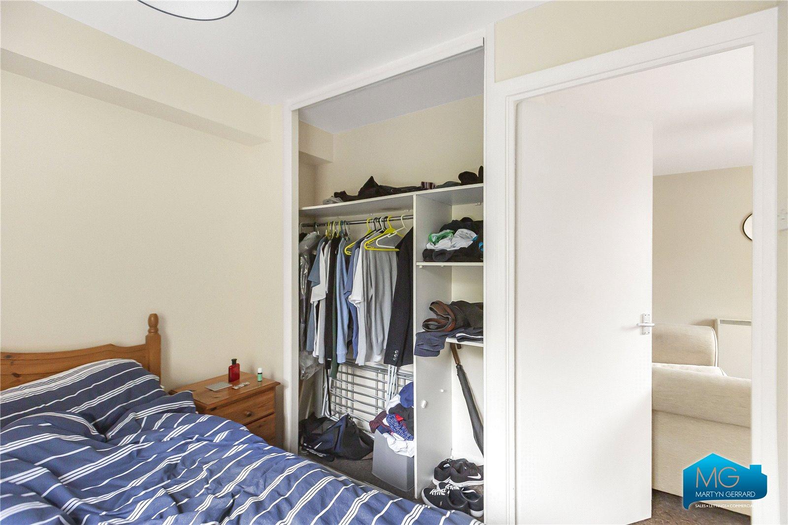 1 bedroom Apartment to rent - Martyn Gerrard