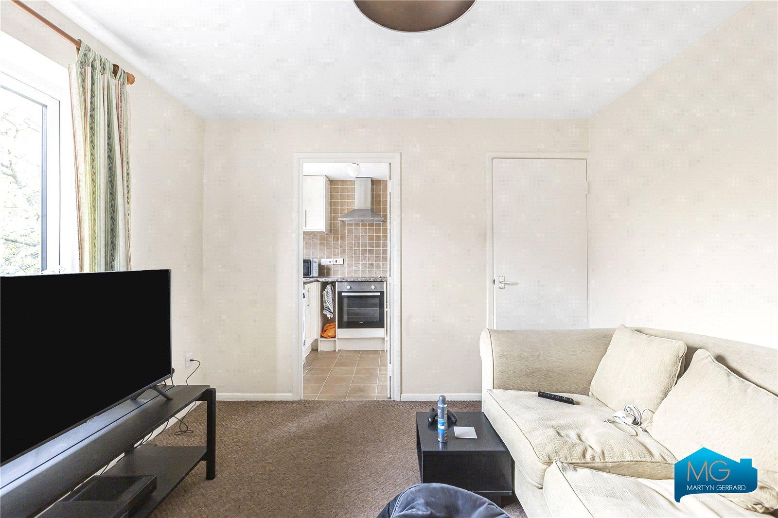 1 bedroom Apartment to rent - Martyn Gerrard
