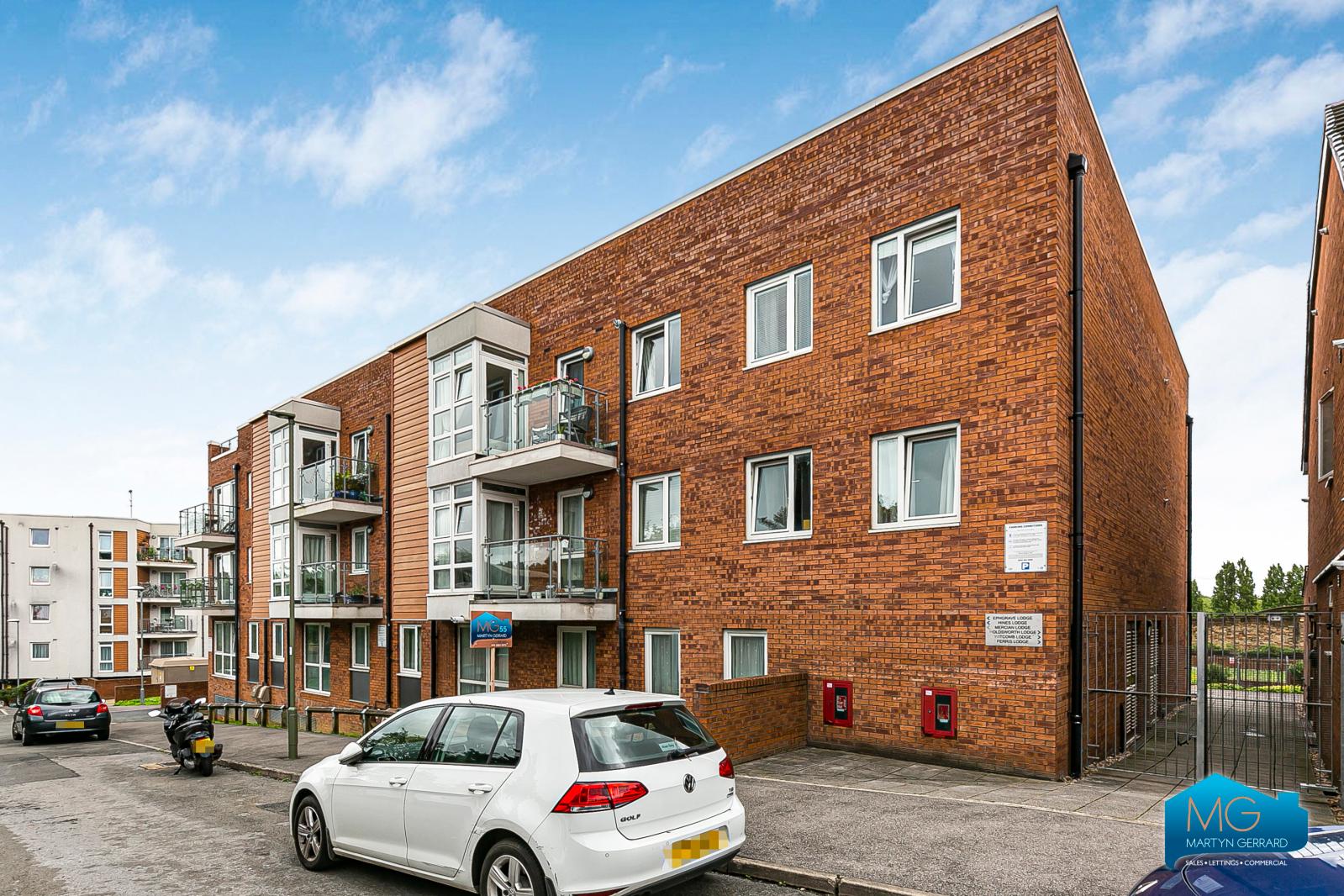 2 bedroom Apartment to rent - Martyn Gerrard