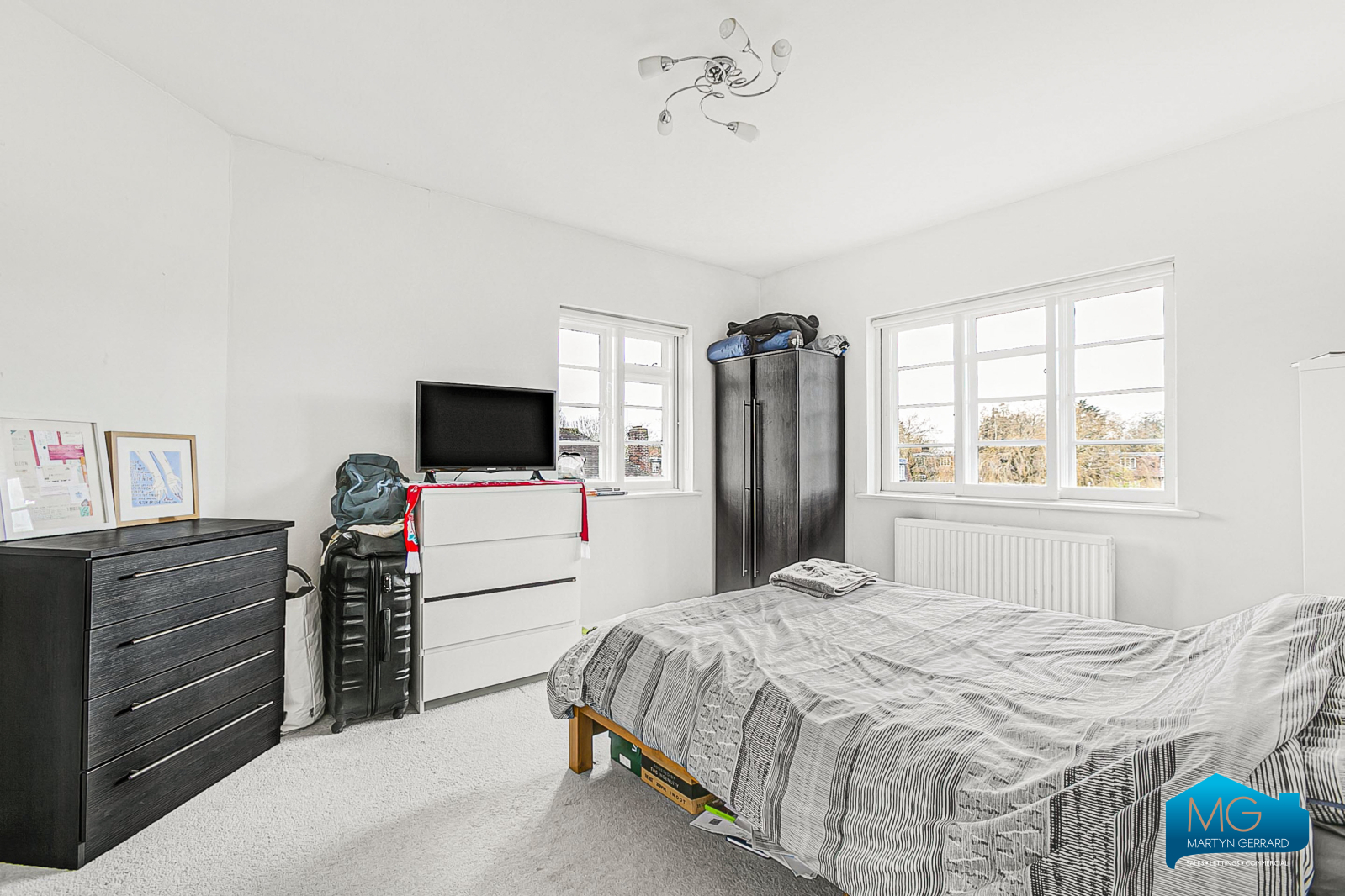 2 bedroom Apartment to rent - Martyn Gerrard